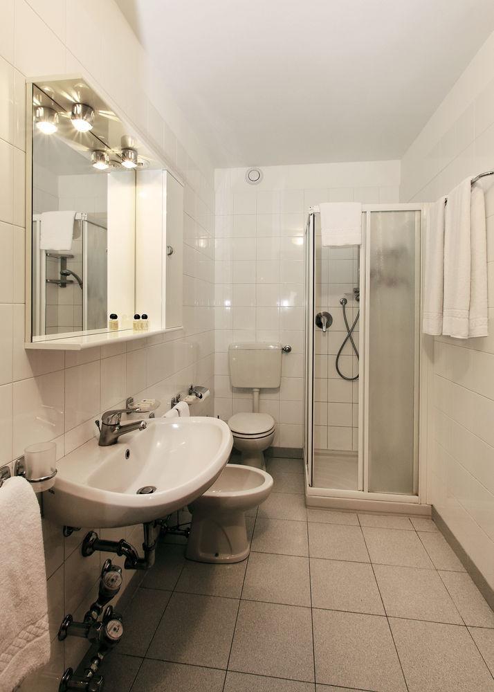 Residenza Cavour Apart otel Parma Dış mekan fotoğraf
