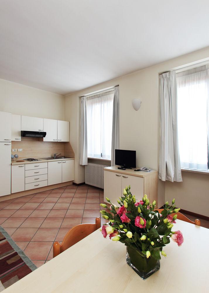 Residenza Cavour Apart otel Parma Dış mekan fotoğraf